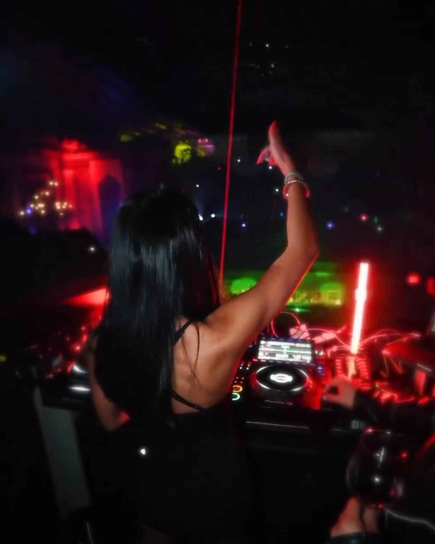 DESCARGAR TENGO DESNUDA DES NUDA TRACK 1